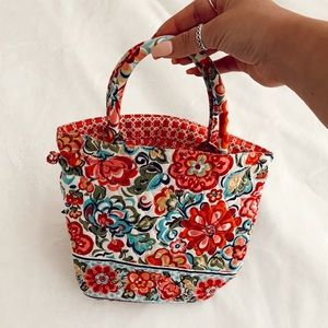 Vera Bradley hang bag
